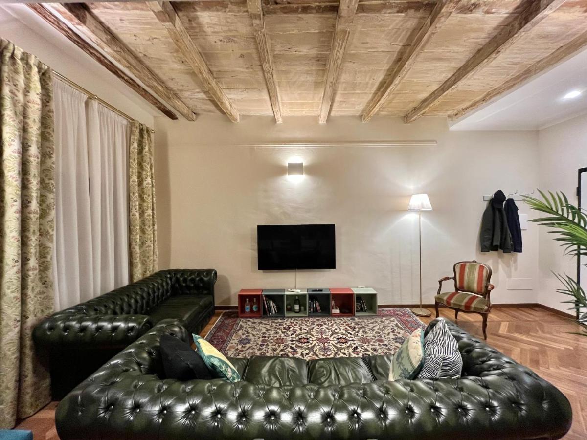 Lovely 1 Bedroom Apartment Nearby Piazza Maggiore Bologna Exteriör bild